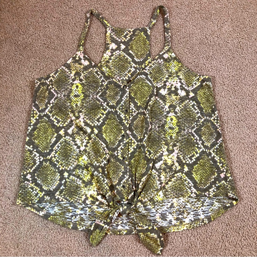 LUQ Python Tank Too Large - Picture 1 of 9
